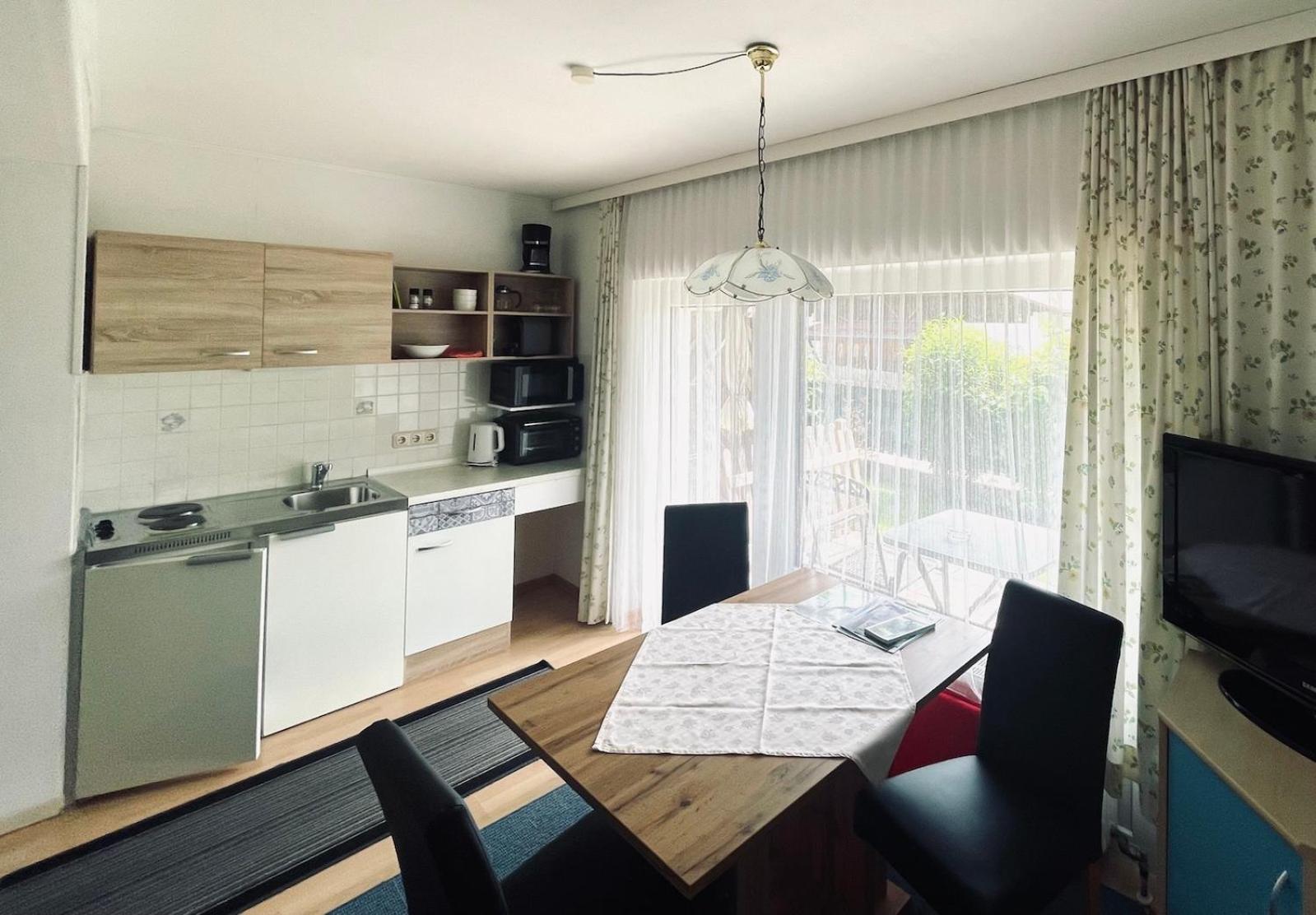 Ferienhaus Schiemel Altmuenster Luaran gambar